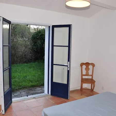 Au Calme Et A 2 Min De La Villa *